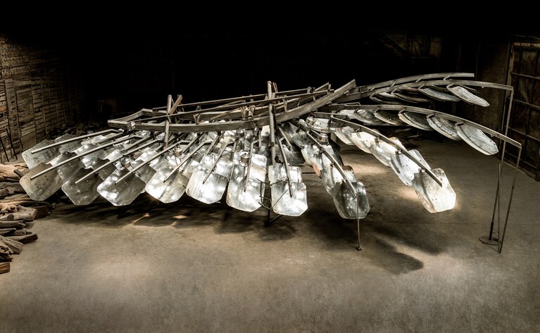 Refraction (Rifrazione), 2014. Cucine solari, bollitori, acciaio. Courtesy of Ai Weiwei Studio