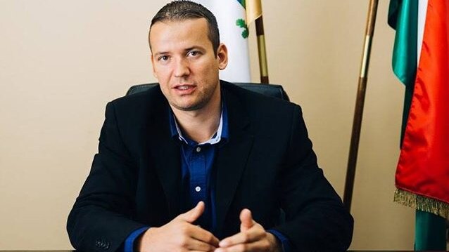 Laszlo Toroczkai, sindaco di Asotthalom, Ungheria (Facebook).