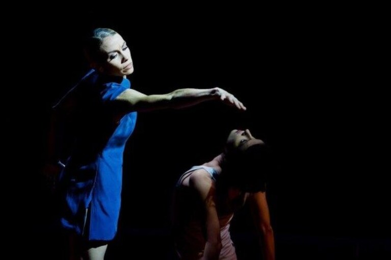Eleonora Abbagnato in "Annonciation" di Angelin Preljocaj, ph. Jean Charles Verchere