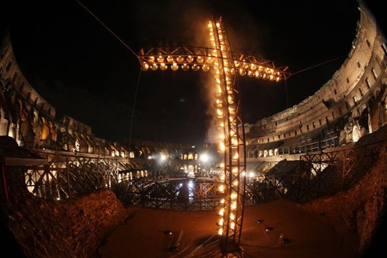 Il Colosseo in occasione della Pasqua, 2016