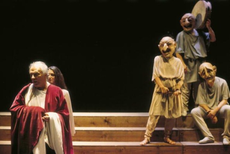 Albertazzi interpreta "Memorie di Adriano" di Marguerite Yourcenar