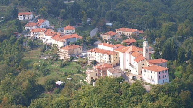 Il borgo di Bormida visto dall'alto