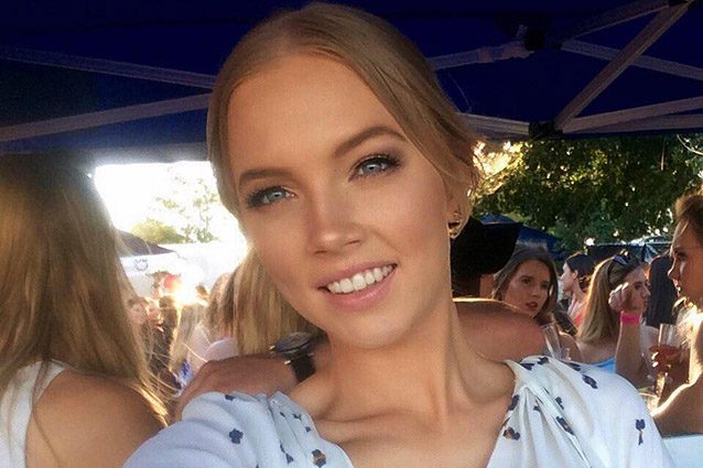Sara Zelenak, 21 anni (Facebook).