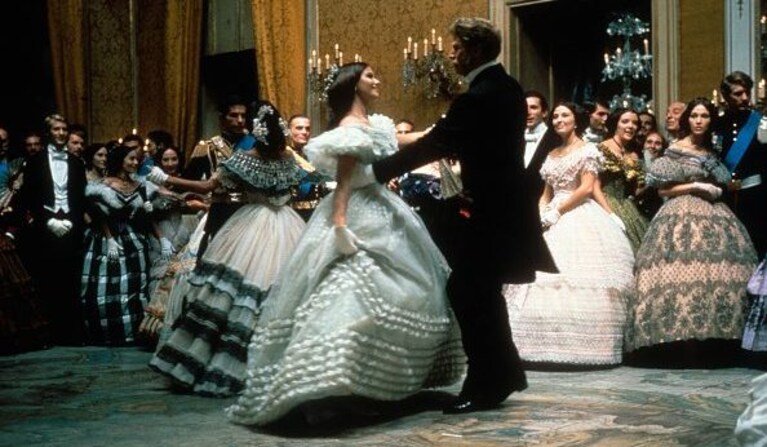 Claudia Cardinale e Burt Lancaster in una famosa scena del film di Visconti