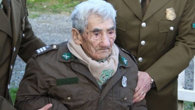Uomo O Donna Più Vecchio Del Mondo