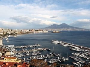 Veduta del golfo di Napoli.