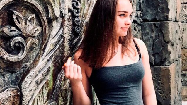 Safia Askarova, 16 anni (East2west News).