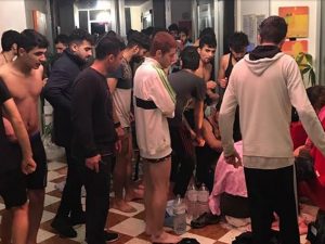 I migranti accolti in Calabria la scorsa notte (Facebook).