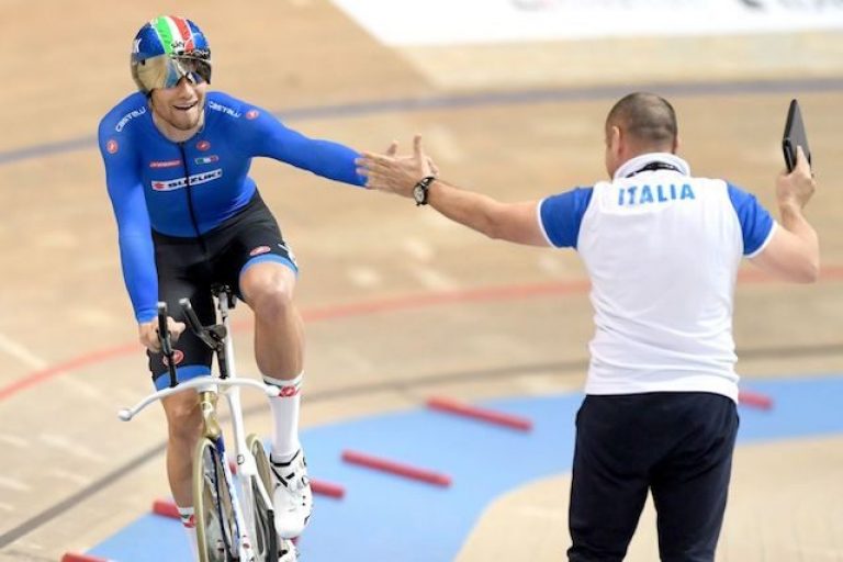 Italia d'oro ai Mondiali di ciclismo su pista con Filippo ...