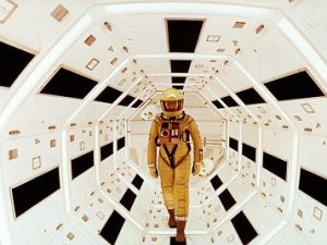 Uno dei fotogrammi più famosi di "2001: Odissea nello Spazio", di Stanley Kubrick.