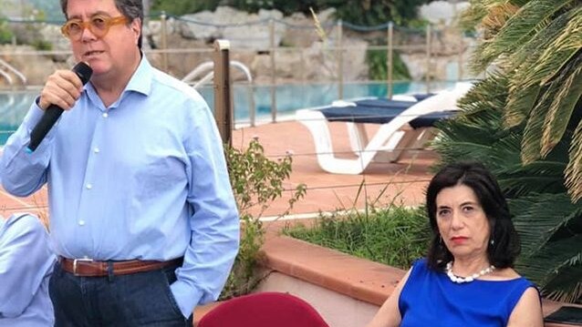 Tusa con la moglie Valeria Patrizia Li Vigni (Facebook).