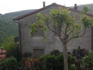 la casa dove viveva la donna