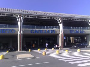 Aeroporto di Cagliari Elmas (Wikipedia).