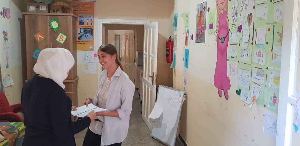 Cecilia, 23 anni, studentessa di medicina a Firenze è partita tre mesi fa come volontaria per il Rojava