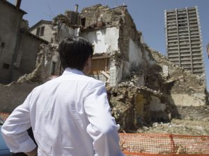 Giuseppe Conte visita le zone colpite dal terremoto del Centro Italia. Foto: LaPresse/Palazzo Chigi/Filippo Attili