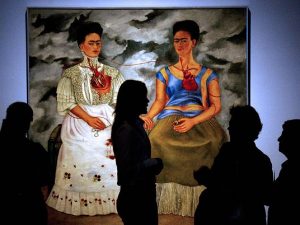 Frida Kahlo sarà una delle protagoniste delle mostre del mese di ottobre in Italia.