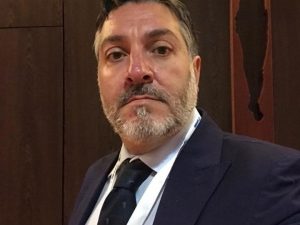 In foto: Il vicesindaco si Sarzana, Costantino Eretta. Fonte: Facebook.