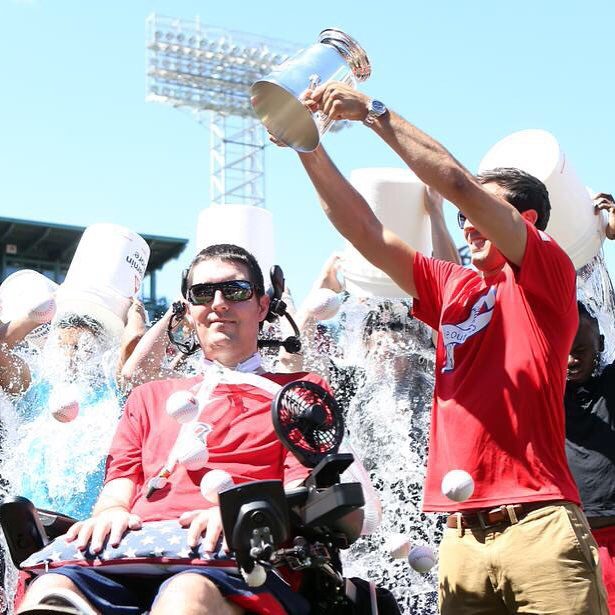 Morto Pete Frates, l'inventore dell'Ice Bucket Challenge aveva 34 anni