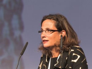 Ilaria Capua nel 2010 (Wikipedia).