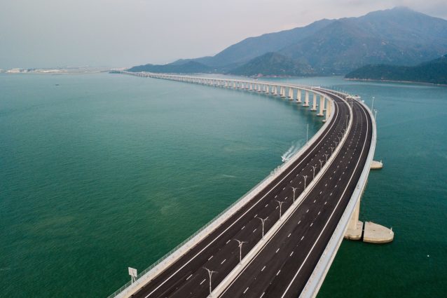 Il ponte che collega Hong Kong a Macao