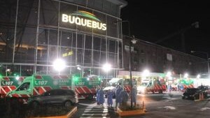 Le ambulanze al porto di Buenos Aires - Fonte: Clarin