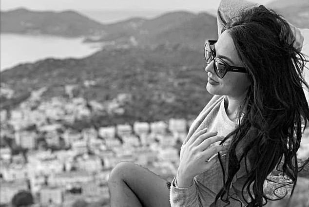 Immagine da Instagram.