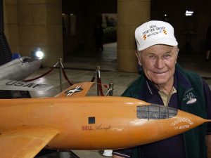 Chuck Yeager (Getty).
