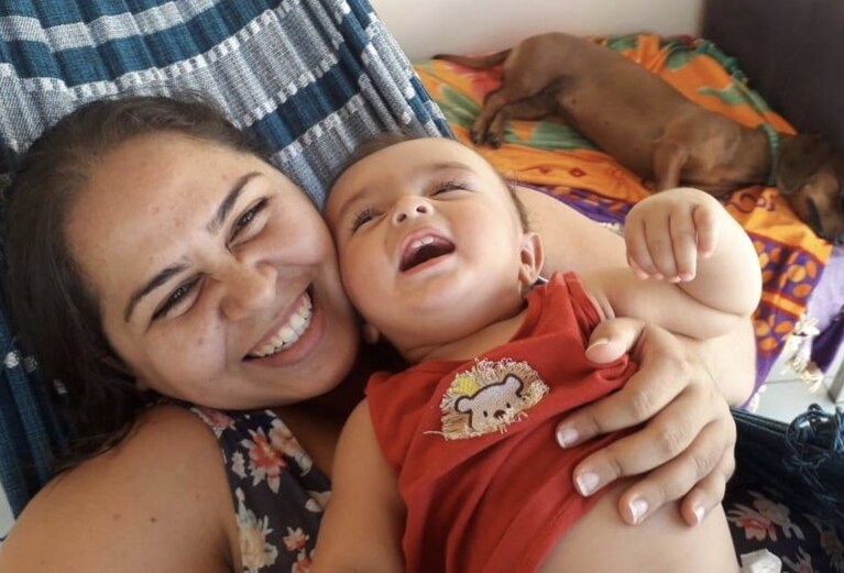 Luca e la mamma Jessika (da Facebook).