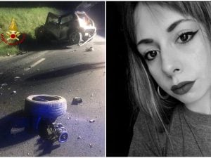 L’auto di Elisa Cesari dopo l’incidente (vigili del fuoco)