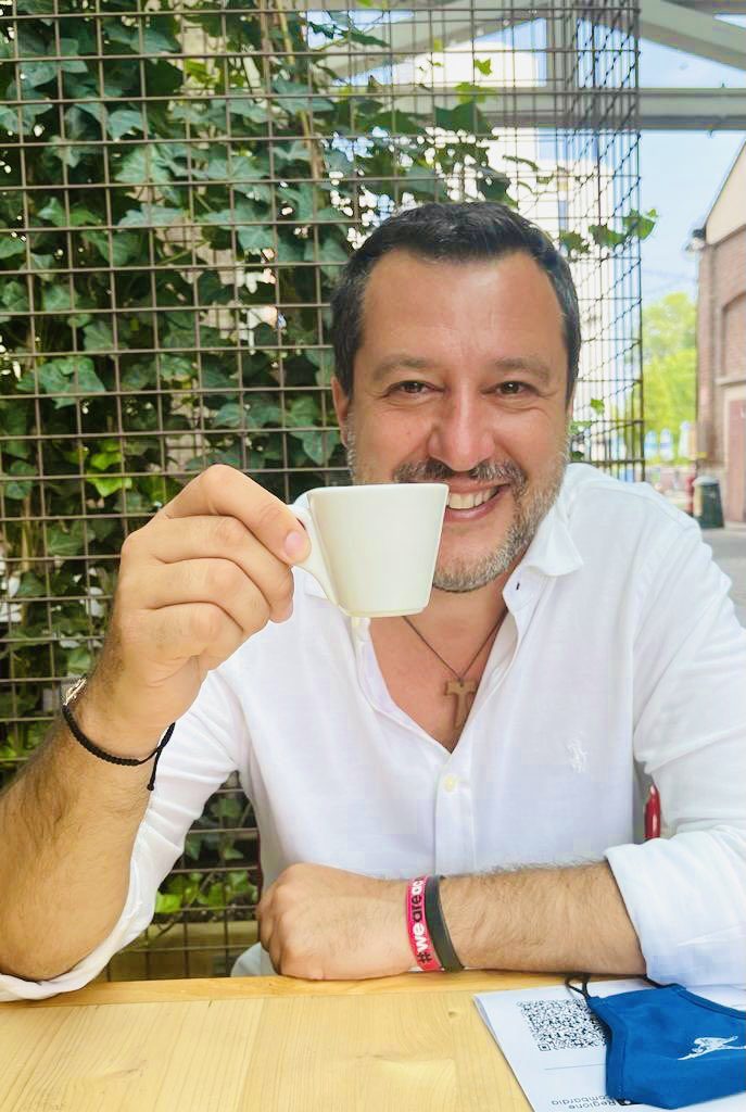 Salvini-caffe%CC%80-qr-code-vaccinazione.jpeg