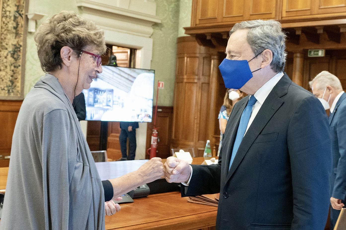 Mario Draghi incontra le associazioni dei familiari delle vittime. Foto da Palazzo Chigi