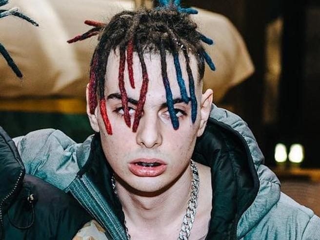 Botte e minacce di morte alla fidanzata: condannato a 3 anni il rapper ...