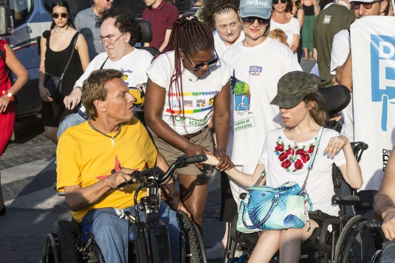 Persone con disabilità