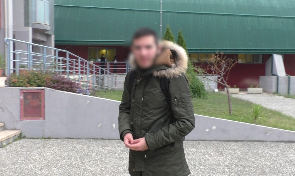 Emanuele il giorno del rientro a scuola