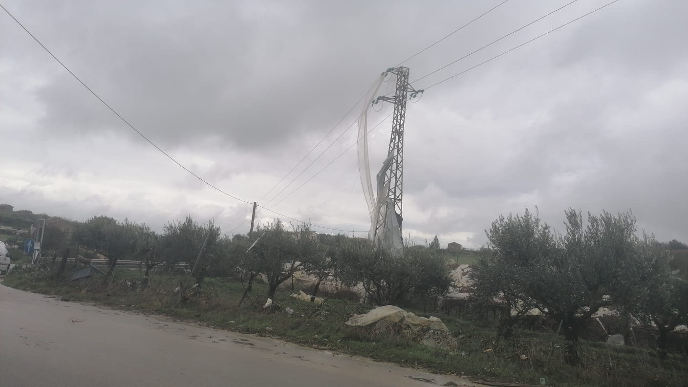 Maltempo Sicilia, tromba d’aria a Canicattì