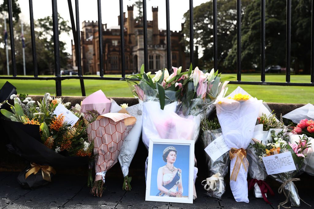 La Regina è morta: Carlo III è il nuovo Re, le ultime news