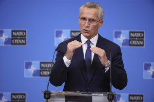 Ucraina, Nato: “Mosca congela la guerra per riorganizzarsi, nuova offensiva in primavera