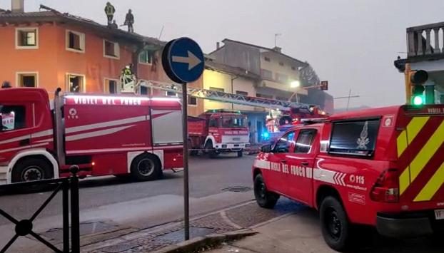 Tragedia nella comunità per ragazzi, incendio divampa nella notte: un giovane morto e due feriti