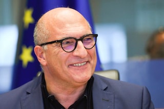 Qatargate, Pd pronto a votare sì a revoca immunità: Parlamento Ue avvia procedura per Cozzolino e Tarabella