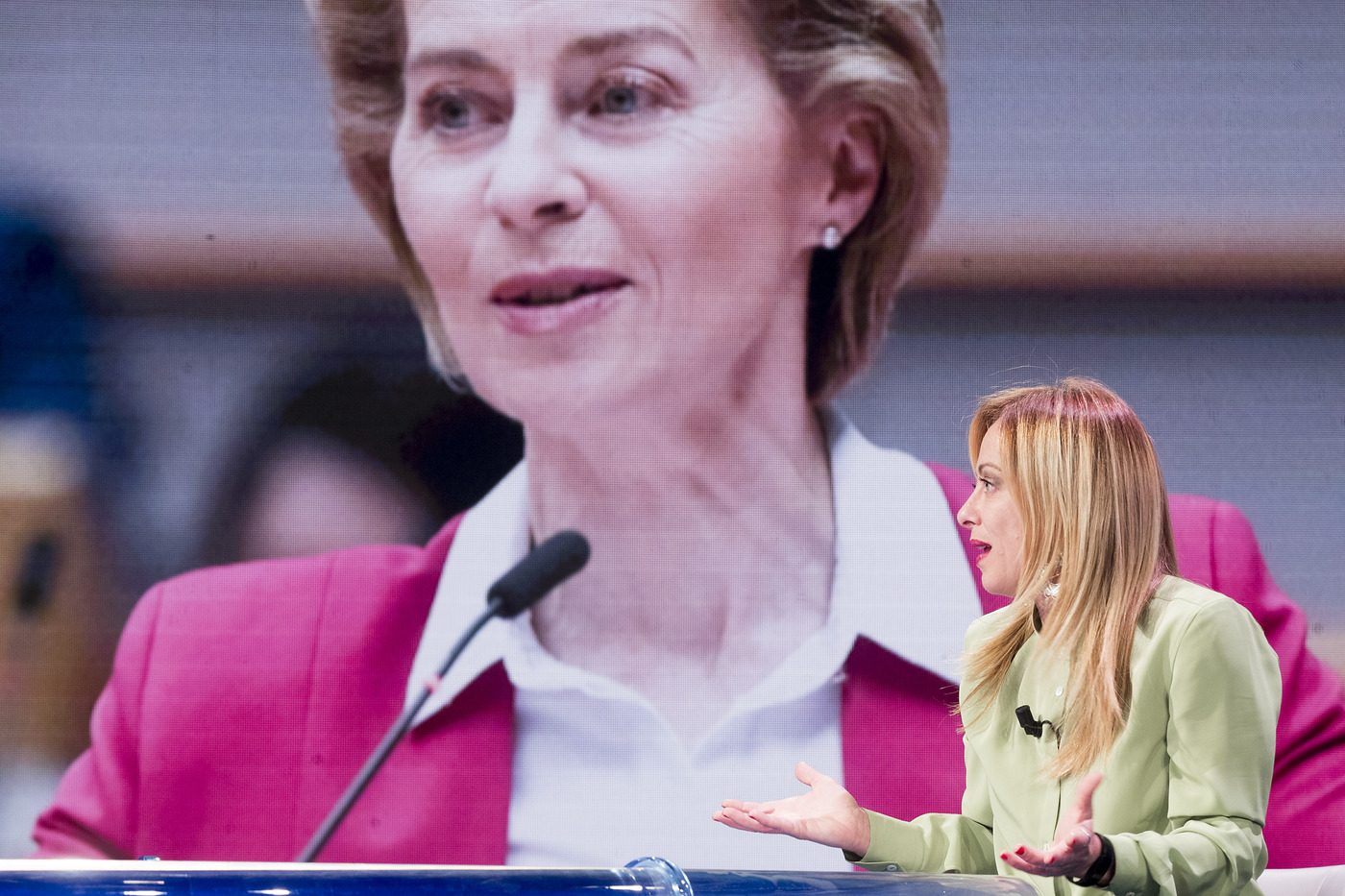 Migranti, l'Ue avverte il governo Meloni: 