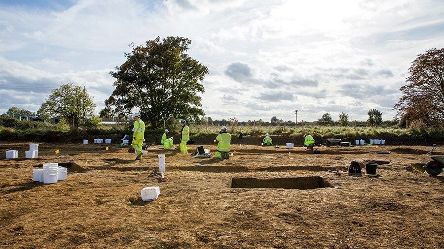 Archeologi al lavoro (Facebook Museum of London Archaeology)