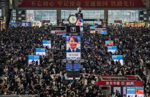 Covid Cina, milioni in viaggio per il Capodanno: 