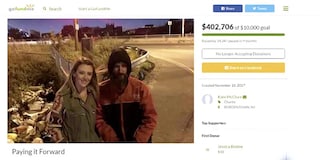 Clochard la aiuta, lei raccoglie 400mila dollari per lui ma se li tiene: condannata a 3 anni