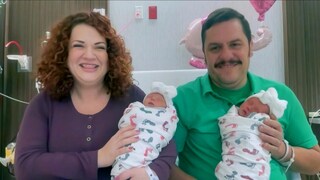 Sono gemelle ma sono nate in anni diversi: la storia di Annie ed Effie