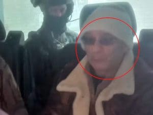 “Spegnete la luce, staccate le telecamere”: come Messina Denaro istruiva le sorelle per evitare l’arresto
