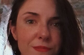 Incidente Torino, auto si ribalta dopo scontro e va a sbattere contro semaforo: Morena muore a 34 anni