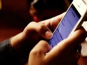 Treviso, 13enne denuncia: “Mi ha stuprata alla festa”. Assolto grazie ad una foto: era da un’altra parte