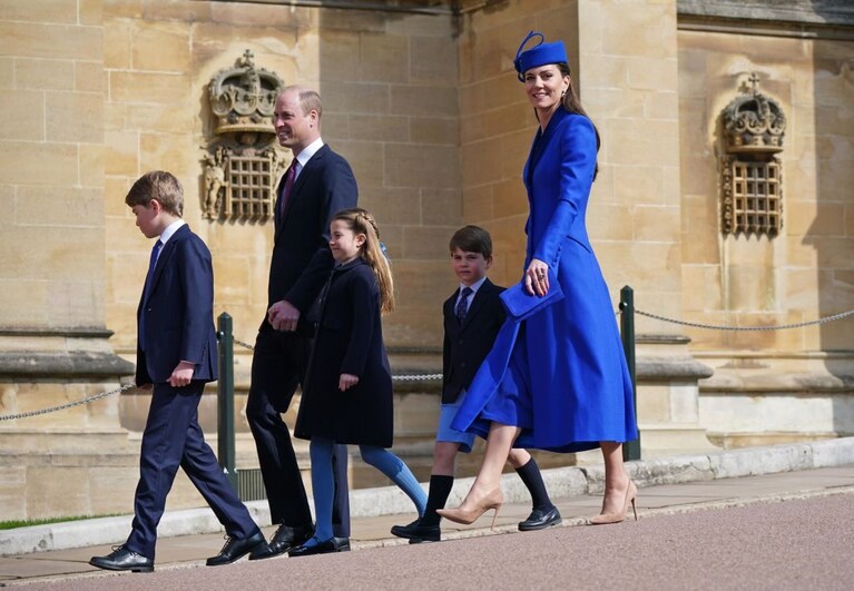 Il principe e la principessa del Galles insieme ai figli.