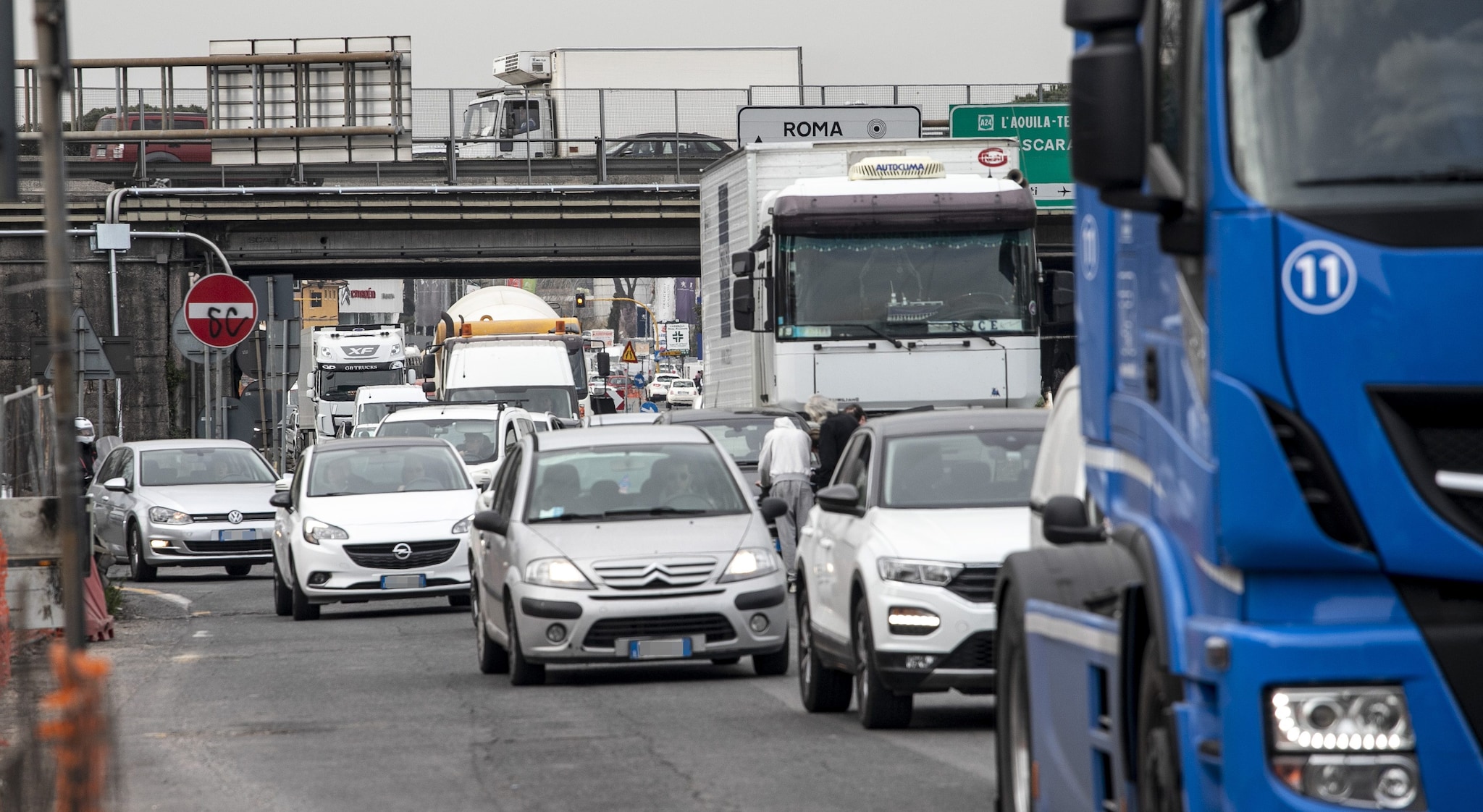 Bollo auto, FdI vuole allargare lo stop a veicoli fino a 160 Kw. Osnato: “Aiuto per le famiglie numerose"