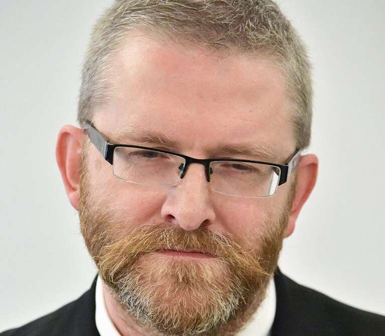 Grzegorz Braun (Wikimedia).